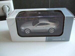 【送料無料】ホビー　模型車　車　レーシングカー モデルメタリックシルバージャガーmodele en 143 jaguar xk en argent metallique 22,350円