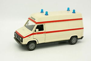 【送料無料】ホビー　模型車　車　レーシングカー フィアットnzg 143 fiat ducato ambulanz ambulance 21,158円