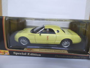 【送料無料】ホビー　模型車　車　レーシングカー フォードサンダーバードアップmaisto ford thunderbird hardtop jaune 50336