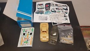【送料無料】ホビー　模型車　車　レーシングカー キットエクスアンプロヴァンスフェラーリルマン143 kit provence moulage k909 ferrari f40 lm totip 24h le mans 1994