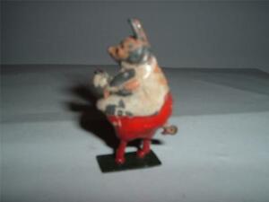 【送料無料】ホビー　模型車　車　レーシングカー ココカブスビンテージbritains cadburys coco oursons porcelet cochon tres vieux vintage voir les photos