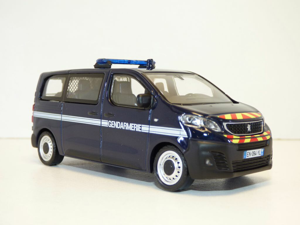 【送料無料】ホビー　模型車　車　レーシングカー プジョーpeugeot expert gendarmerie 143 2016