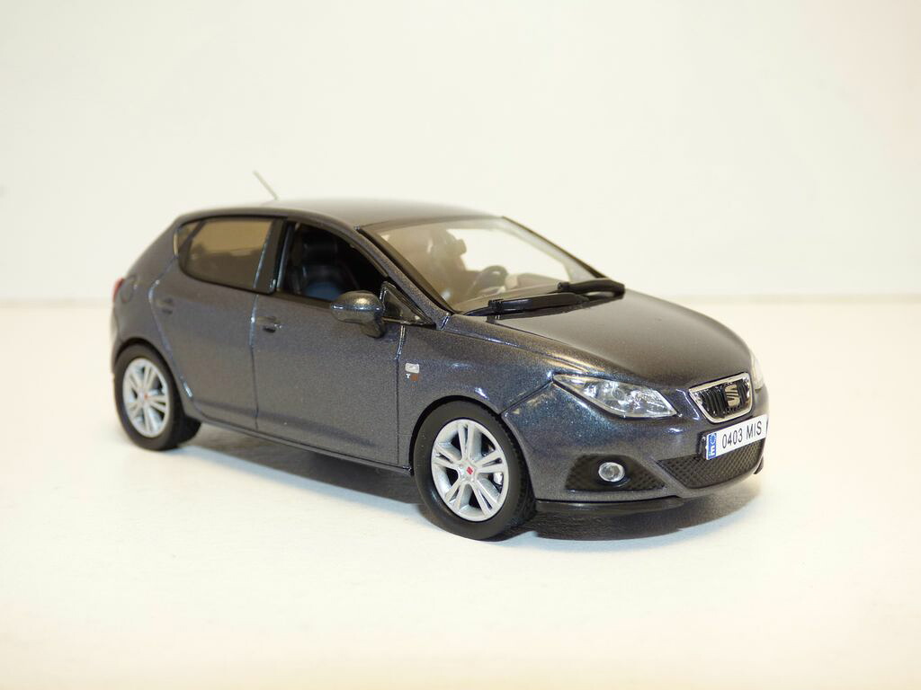 【送料無料】ホビー　模型車　車　レーシングカー イビサドアseat ibiza iv anthracite 5 portes 143