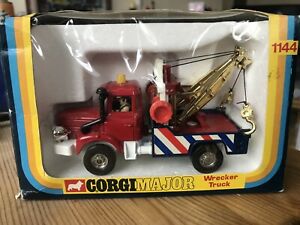 【送料無料】ホビー　模型車　車　レーシングカー コーギーレッカートラックcorgi major berliet depanneuse lourde camion 1144