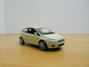 【送料無料】ホビー　模型車　車　レーシングカー フィアットグランデプントベージュドアfiat grande punto beige 3 portes 143 20,860円