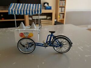 【送料無料】ホビー　模型車　車　レーシングカー ミニチュアスクータードrare triporteur miniature 110 replique triciclo de helados 1936