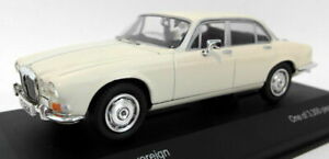 【送料無料】ホビー　模型車　車　レーシングカー ダイムラーソブリンcvanguards 143 va08801 daimler sovereign old english white