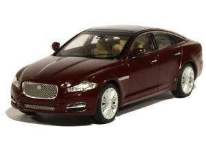 【送料無料】ホビー　模型車　車　レーシングカー ジャガーネットワークjaguar xj 2011 ixo 143