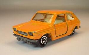 【送料無料】ホビー　模型車　車　レーシングカー チアリーダーoフィアットオレンジセダンmajorette 155 no 203 fiat 127 berline orange 1030