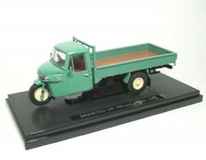 【送料無料】ホビー　模型車　車　レーシングカー ダイハツトラックdaihatsu cm 3 roue camion 1962