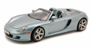 【送料無料】ホビー 模型車 車 レーシングカー ミニチュアスケールポルシェカレラeゲージminiature voiture echelle 118 motormax porsche carrera gt 2000 silvere jauge