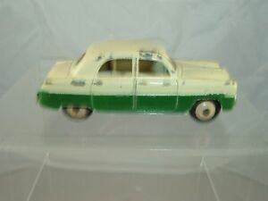 【送料無料】ホビー　模型車　車　レーシングカー フォードゼファービンテージdinky toys 162 ford zephyr playworn vintage voir photos