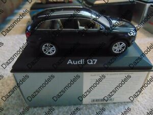 【送料無料】ホビー　模型車　車　レーシングカー モデルアウディディーラーエディションschuco audi q7 bleu 143 5010507633 dealer edition