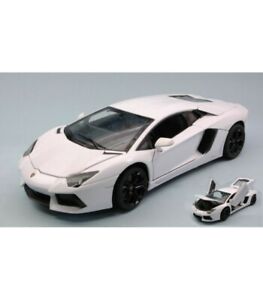 【送料無料】ホビー　模型車　車　レーシングカー ランボルギーニlamborghini aventador lp7004 white 118