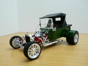 【送料無料】ホビー　模型車　車　レーシングカー ホットロッドフォードバケットグリーンロードスター