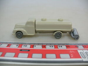 【送料無料】ホビー　模型車　車　レーシングカー フォードトラックb8800,5 wiking h0 camions ford 3500 tole ; 6402 ; sg