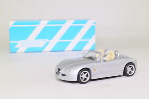 【送料無料】ホビー　模型車　車　レーシングカー アルファロメオalezan; 1996 alfa romeo zender progetto cinq concept; argent; excellent boxed