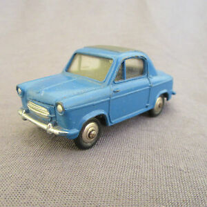 【送料無料】ホビー　模型車　車　レーシングカー ビンテージ336e vintage dinky 24l vespa 400 bleu 143
