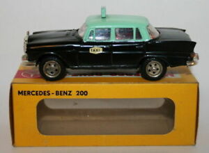 【送料無料】ホビー　模型車　車　レーシングカー スケールモデル＃メルセデスベンツタクシーmetosul 143 scale metal model 10 mercedes benz 200 taxi