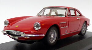 【送料無料】ホビー　模型車　車　レーシングカー フェラーリロッソベストスケールモデルbest 143 scale model car 9098 1966 ferrari 330 gtc rosso red
