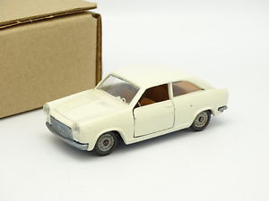 【送料無料】ホビー　模型車　車　レーシングカー プリムラカットpolitoys sb 143 autobianchi primula coupe blanche 548