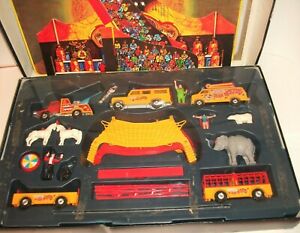 【送料無料】ホビー　模型車　車　レーシングカー ビンテージジャンリチャードサーカスセット＃vintage corgi jean richard circus set 48