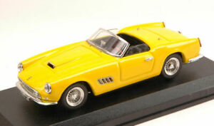 【送料無料】ホビー　模型車　車　レーシングカー アートモデルフェラーリカリフォルニアmodellino auto scala 143 art model ferrari 250 california modellismo statico