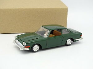 【送料無料】ホビー　模型車　車　レーシングカー ガラスグリーンsablon 143 bmw glas 3000 v8 verte