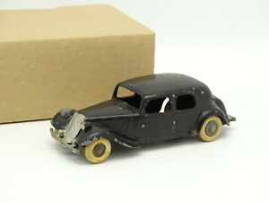 【送料無料】ホビー　模型車　車　レーシングカー シトロエントションブラックjrd sb 143 citroen traction 11 noire