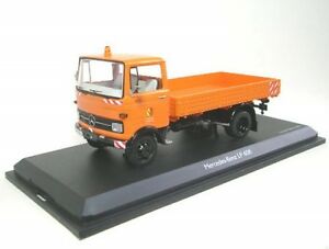【送料無料】ホビー　模型車　車　レーシングカー メルセデスベンツmercedesbenz lp608 stadtwerke heilsbronn