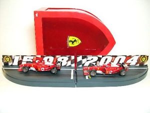 【送料無料】ホビー　模型車　車　レーシングカー フェラーリゲームシューマッハシーズンferrari f 2004 jeu mschumacher, rbarichello de rennspuren formel 1 saison 04 20,235円