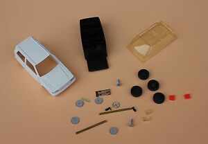 【送料無料】ホビー　模型車　車　レーシングカー フィアットウノコレクタホワイトヒコモデルキットb980sb voiture fiat uno blanche collector 143 heco modeles kit complet