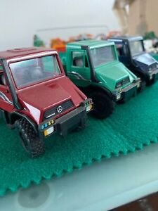 【送料無料】ホビー　模型車　車　レーシングカー ボックスunimog 143 3xunid shucco no box good condition little dust
