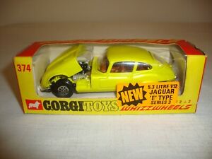 【送料無料】ホビー　模型車　車　レーシングカー ボックスジャガーnouvelle annoncecorgi 374 jaguar e type whizzwheelsnr comme neuf in original box