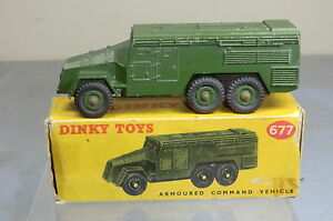 【送料無料】ホビー　模型車　車　レーシングカー モデルコマンドボックスdinky toys modele no 677 commandement blinde vehicule vn en parfait etat, dans sa boite