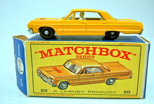 【送料無料】ホビー　模型車　車　レーシングカー マッチシボレーボックスタクシーオレンジmatchbox rw 20 c chevrolet taxi orange parfaitement dans e box