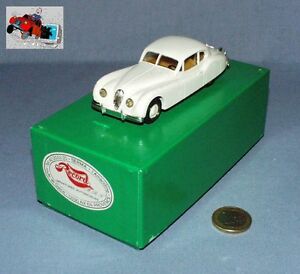 【送料無料】ホビー　模型車　車　レーシングカー レコードモデルジャガーカットrecord models 143 jaguar xk140 coupe blanche｜hokushin