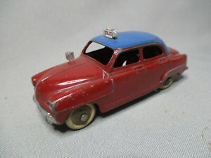 【送料無料】ホビー　模型車　車　レーシングカー タクシーdv4170 dinky toys 143 simca 9 aronde taxi rouge toit bleu ref 24u bon etat