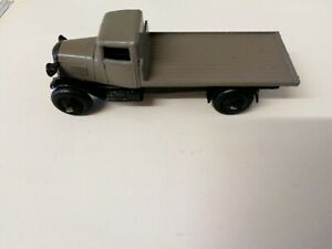 【送料無料】ホビー　模型車　車　レーシングカー フラットベッドトラックボディdinky toys 25 c flat bed camion fawn corps｜hokushin