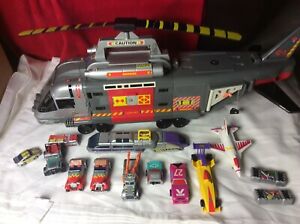 【送料無料】ホビー　模型車　車　レーシングカー マッチヘリコプターエクストラビンテージvintage matchbox connectables helicopter transporter 1990 cn810 et 10 extras｜hokushin