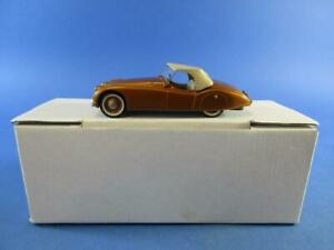 【送料無料】ホビー　模型車　車　レーシングカー マイルストーンジャガーモーターショーボックスmilestone jwm6 jaguar xk 120 motor show 1948, 143, en parfait etat, dans sa boite｜hokushin