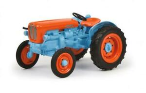 【送料無料】ホビー　模型車　車　レーシングカー モデルトターランボルギーニschuco 143 tracteur lamborghini 2241 r 450902800｜hokushin