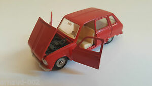 【送料無料】ホビー　模型車　車　レーシングカー ルノーアトラスミントdinky toys 1416 renault 6 dtf, pas atlas vn mint｜hokushin
