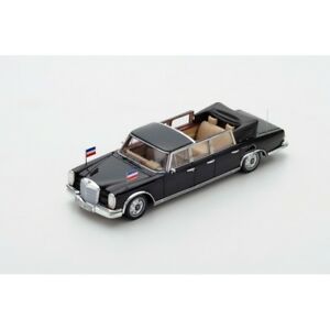 【送料無料】ホビー　模型車　車　レーシングカー メルセデスベンツドア｜hokushin