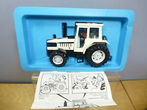 【送料無料】ホビー 模型車 車 レーシングカー ビンテージモデルランボルギーニトターボックスvintage britains model 9528 lamborghini 1706 tracteur vn en parfait etat, dans sa boite|hokushin