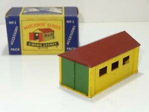 【送料無料】ホビー　模型車　車　レーシングカー マッチガレージmatchbox lesney ac 3 garage 274