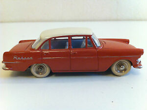 【送料無料】ホビー 模型車 車 レーシングカー オペルミントdinky toys 554 opel rekord 1960 mint|hokushin