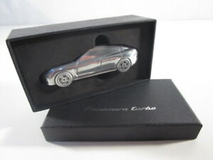 【送料無料】ホビー 模型車 車 レーシングカー ポルシェパナメーラターボリミテッドエディションシルバーporsche panamera turbo limited edition pisapapeles metal silver 143|hokushin