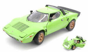 【送料無料】ホビー 模型車 車 レーシングカー ミニチュアスケールダイカストeminiature voiture echelle 118 lance stratos diecast coche modelisme|hokushin