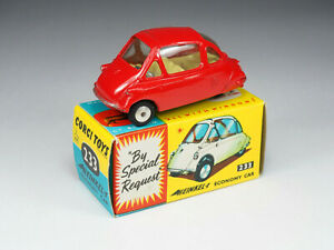 【送料無料】ホビー　模型車　車　レーシングカー コーギーレッドインテリアcorgi 233 heinkel economy car rouge interieur jaune pale 143e